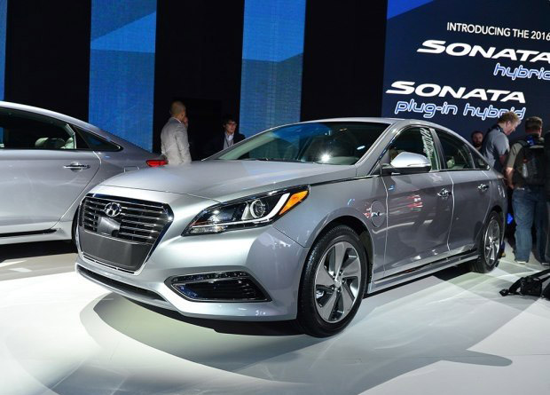 現代索納塔九插電式混動(dòng)版國內諜照曝光