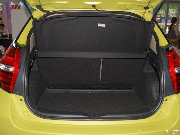 邵陽(yáng)天嬌,邵陽(yáng)汽車(chē)網(wǎng),天嬌國際汽車(chē)城,邵陽(yáng)廣汽豐田,新款YARiS L 致炫