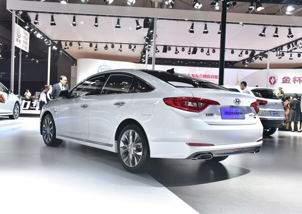 邵陽(yáng)北京現代正式發(fā)布2017款索納塔九