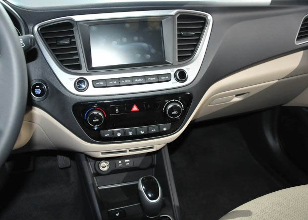 邵陽(yáng)北京現代悅納RV正式上市 - 售7.88-10.88萬(wàn)元