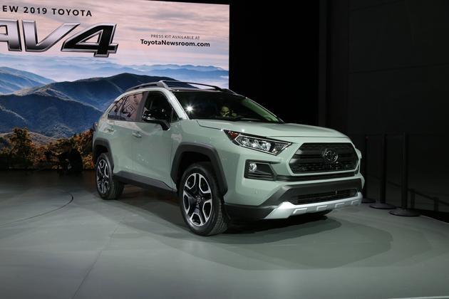 豐田全新RAV4或將提供七座版 加長(cháng)30mm的軸距有用了