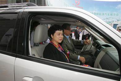 福特新能源車(chē)隊首次亮相重慶 啟動(dòng)中國示范運行