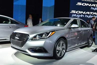 現代索納塔九插電式混動(dòng)版國內諜照曝光