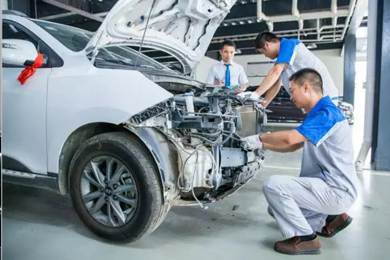 驚天秘聞: 開(kāi)車(chē)去4S店做保養要花多少錢(qián)？