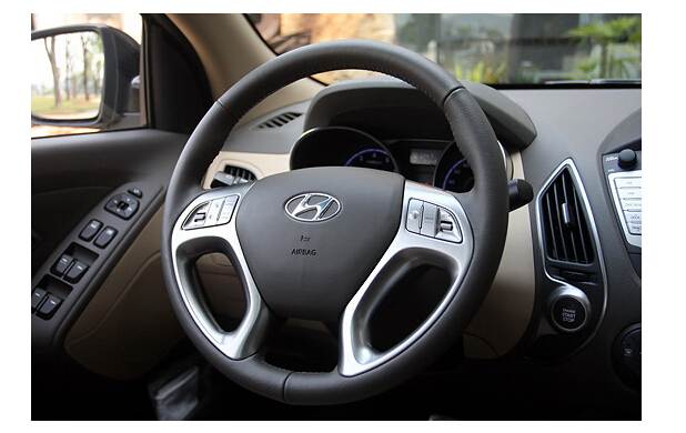 抓著(zhù)方向盤(pán)就能判斷汽車(chē)有什么毛病，不信回去試試！