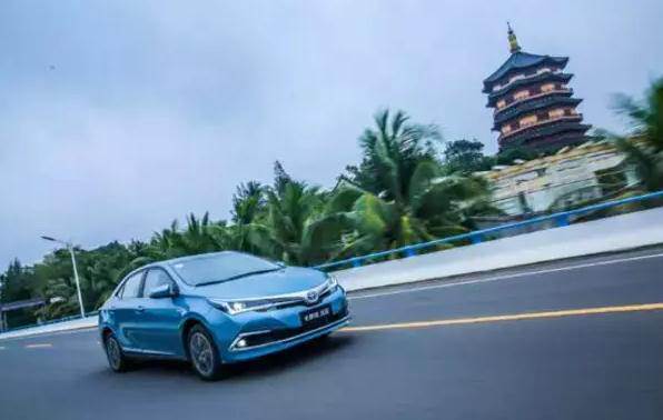 混動(dòng)=只省油？卡羅拉雙擎告訴你 沒(méi)那么簡(jiǎn)單