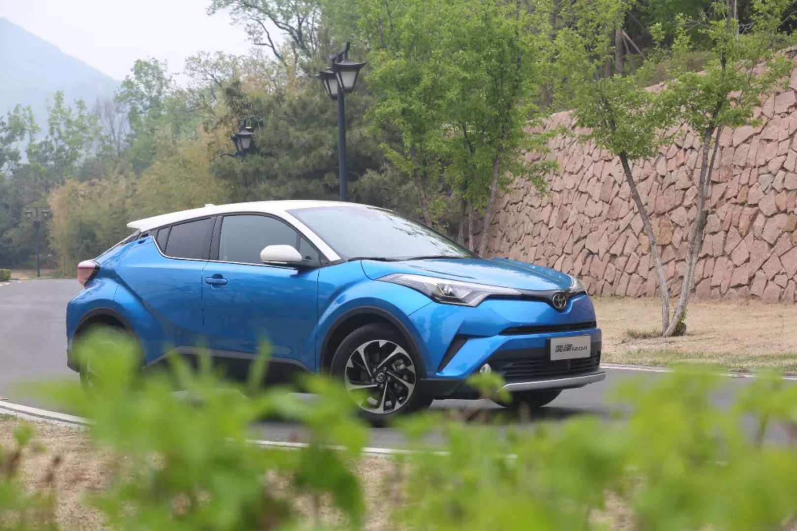 奕' s ME 求解！在車(chē)里的最大視野角度是神馬？