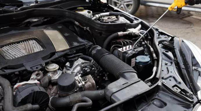 汽車(chē)保養最關(guān)鍵的三大時(shí)期，千萬(wàn)重視起來(lái)