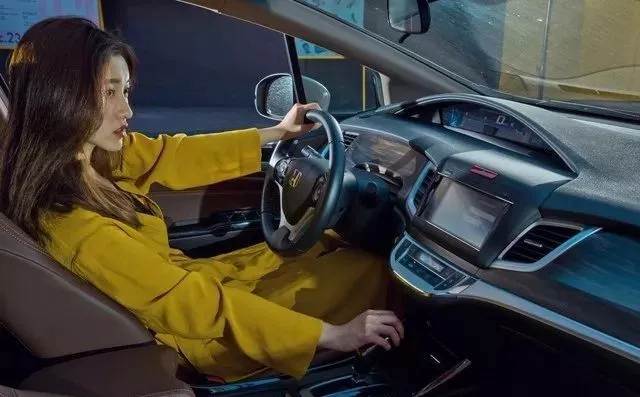 酷夏來(lái)臨，又有哪些東西不宜滯留車(chē)內 你知道嗎？