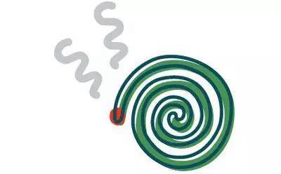 奔馳車(chē)突然起火！車(chē)主：車(chē)里有蚊子，點(diǎn)了盤(pán)蚊香……