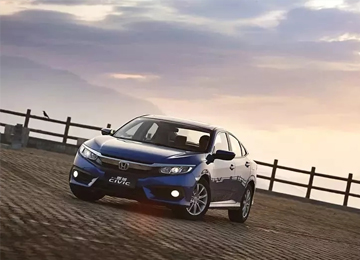 第十代CIVIC（思域）：“我言秋日勝春朝”！