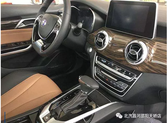 “肺”先生很焦慮，車(chē)內空氣急需拯救