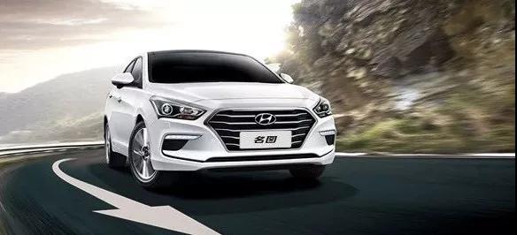 【愛(ài)車(chē)保養】下雨=洗車(chē)？！錯！雨水毀車(chē)知多少！