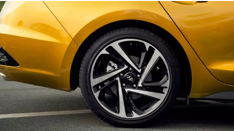 【愛(ài)車(chē)保養】為什么夏季更容易爆胎？