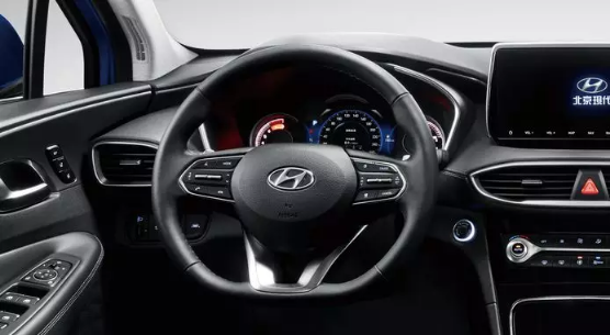 汽車(chē)打不著(zhù)火？教你幾招輕松判斷是不是電瓶虧電了！