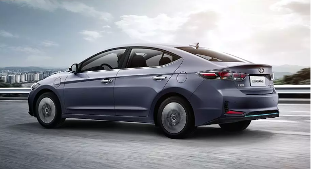 自駕歸來(lái)又換季，愛(ài)車(chē)正面臨雙重大考