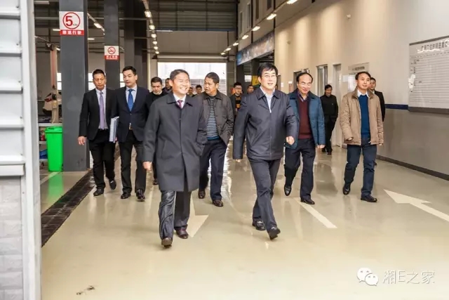 邵陽(yáng)副市長(cháng)周?chē)F場(chǎng)調度天嬌國際汽車(chē)城項目建設